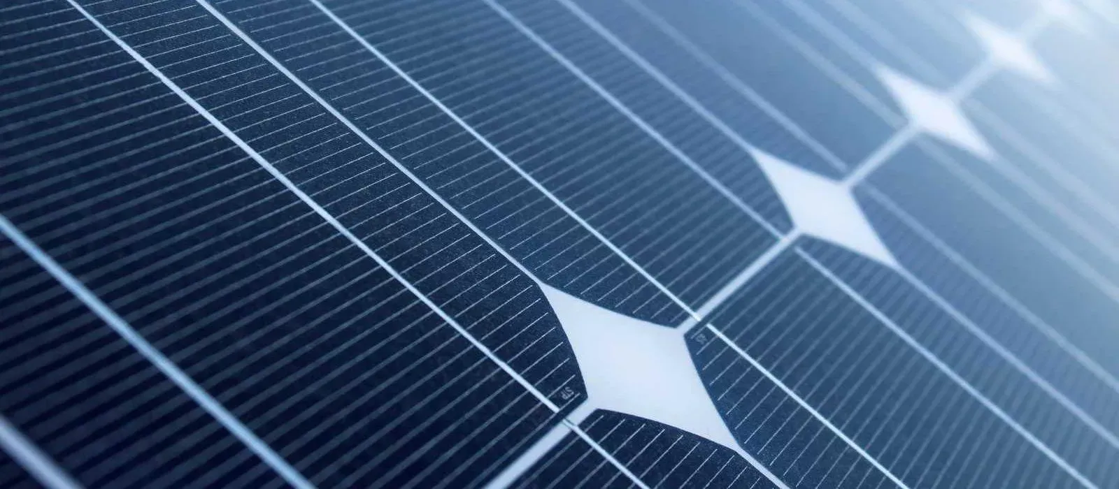 Panouri Fotovoltaice | Servicii de montaj                                  Autorizat ANRE